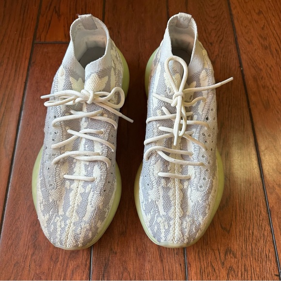 Adidas Yeezy Boost 380 Alien size 10 - Picture 2 of 5